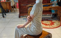 刮伦人妇A片国产